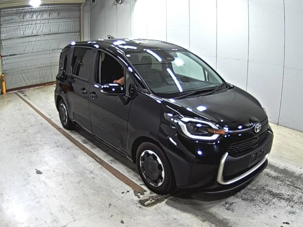 Toyota Sienta MXPC10G 2023