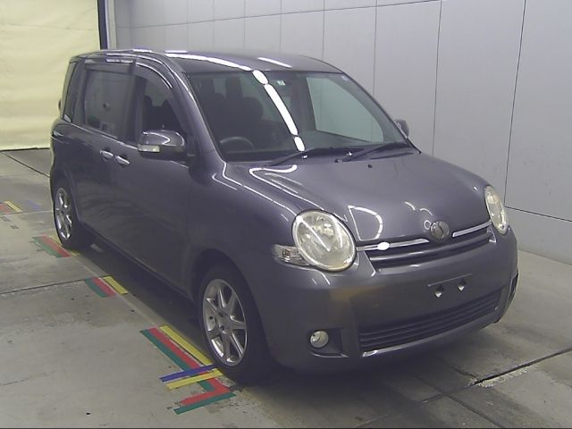 79068 Toyota Sienta NCP81G 2011 г. (Honda Kansai)