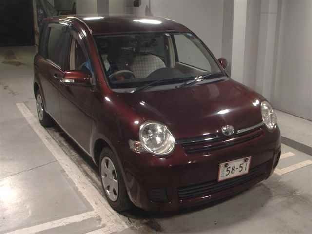 8114 Toyota Sienta NCP81G 2011 г. (JU Tokyo)