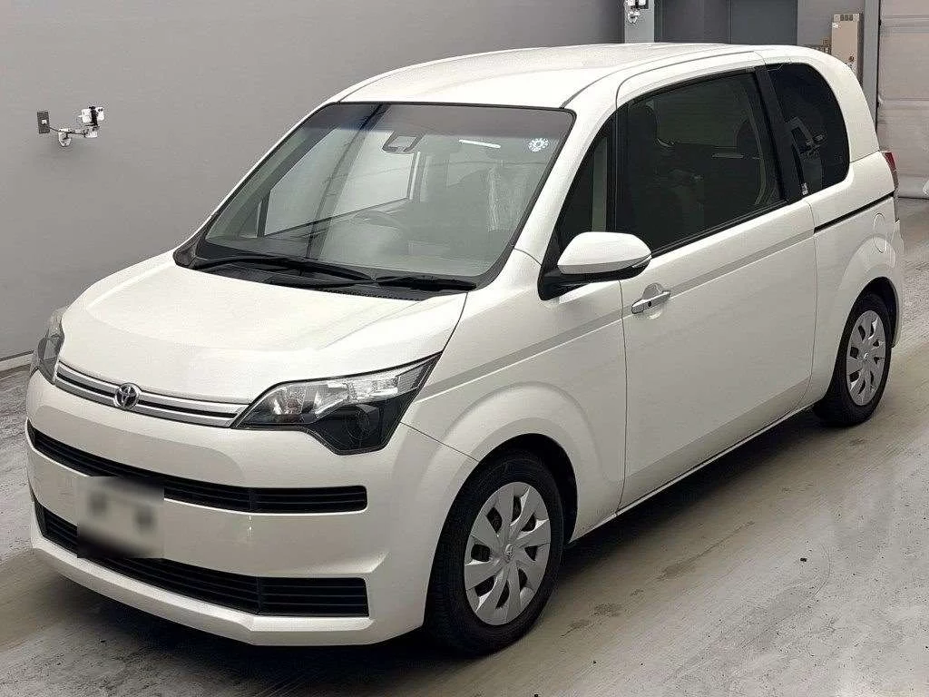 Toyota Spade NSP141 2018