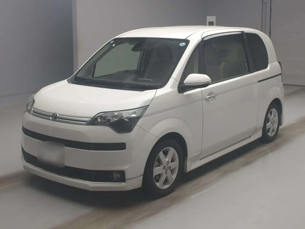 Toyota Spade NSP141 2019