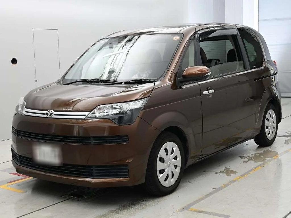 Toyota Spade NSP141 2018