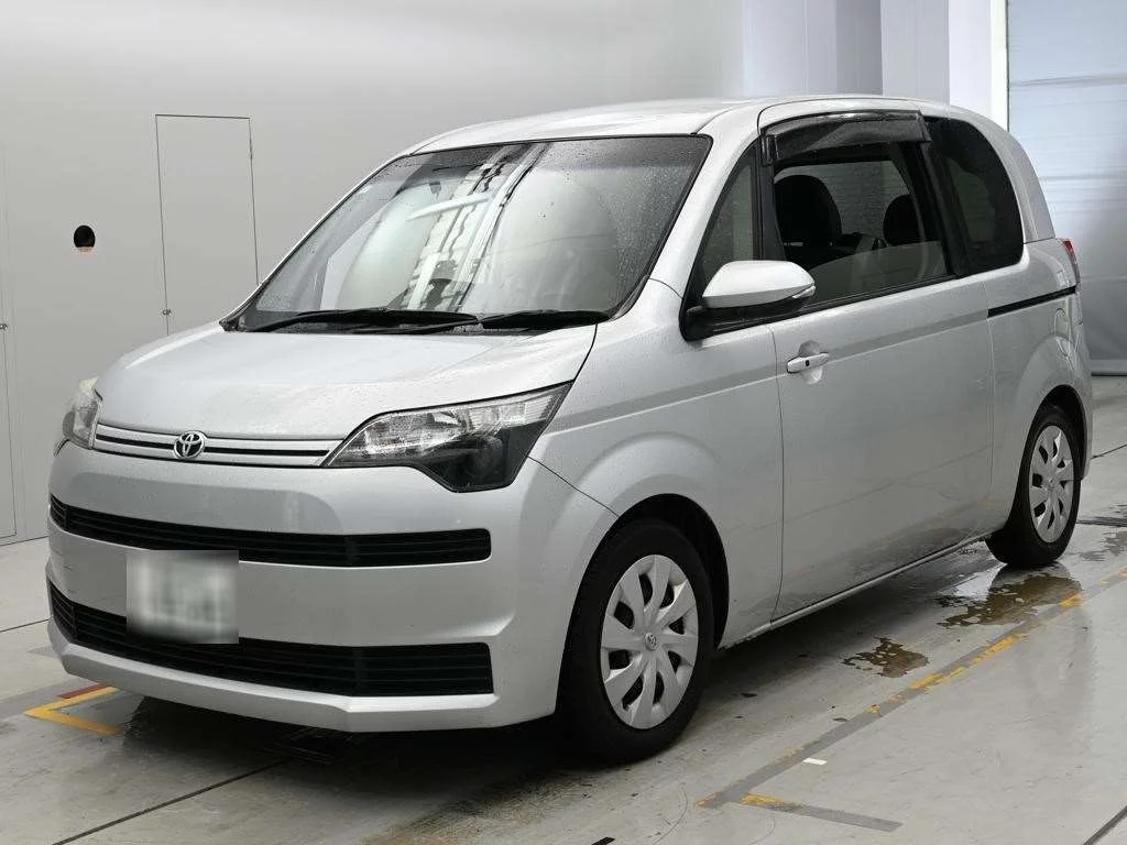 Toyota Spade NSP141 2018