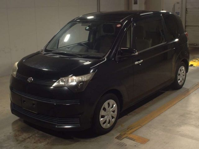 4455 Toyota Spade NCP141 2013 г. (TAA Kyushu)