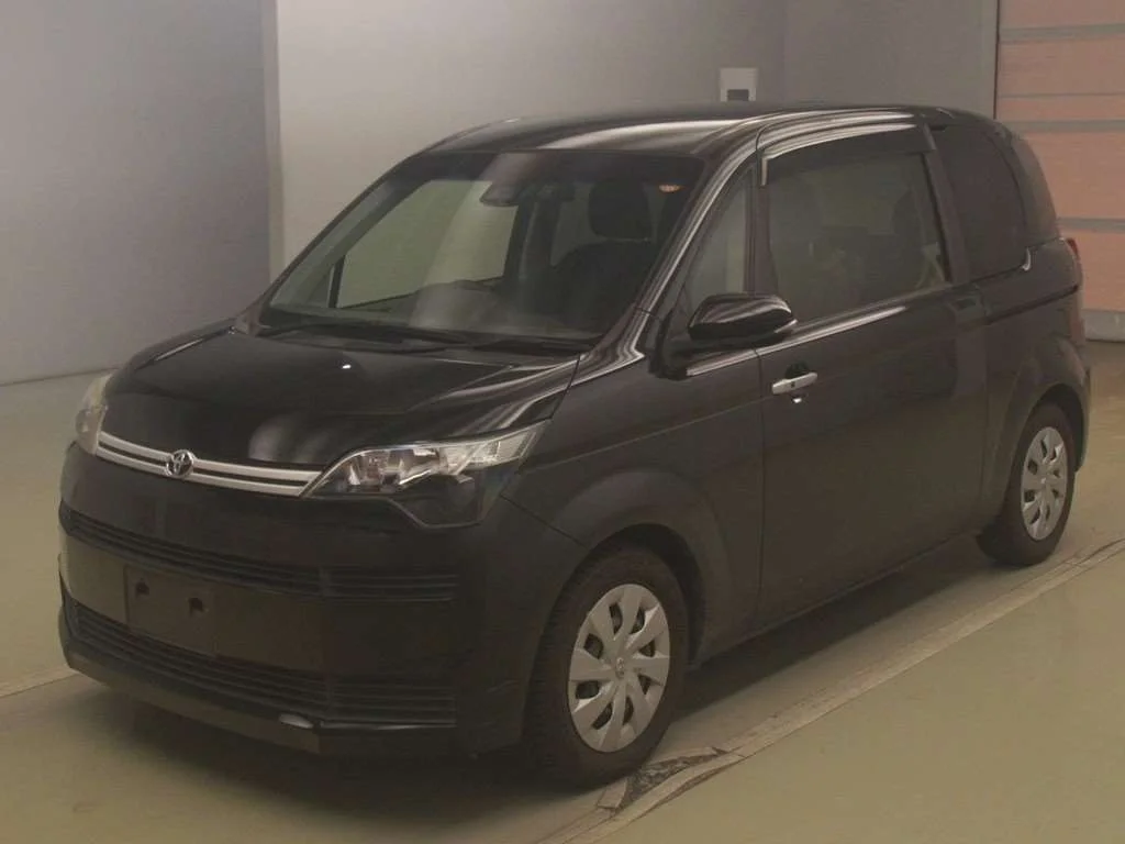 Toyota Spade NSP141 2019