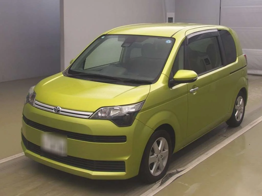 Toyota Spade NSP141 2018