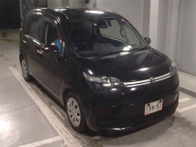 8045 Toyota Spade NSP141 2016 г. (JU Tokyo)