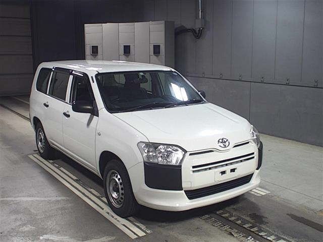 2011 Toyota Succeed NCP165V 2016 г. (JU Gifu)