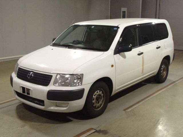 4335 Toyota Succeed NCP51V 2013 г. (TAA Hyogo)