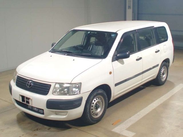 62116 Toyota Succeed NCP55V 2013 г. (TAA Kinki)