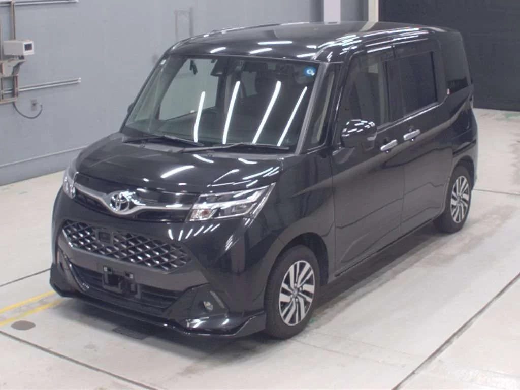 Toyota Tank M900A 2018
