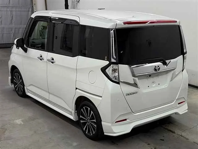Toyota Tank M900A 2021
