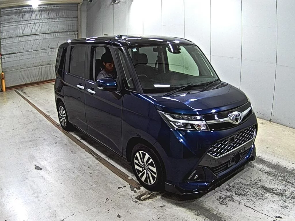 Toyota Tank M900A 2018