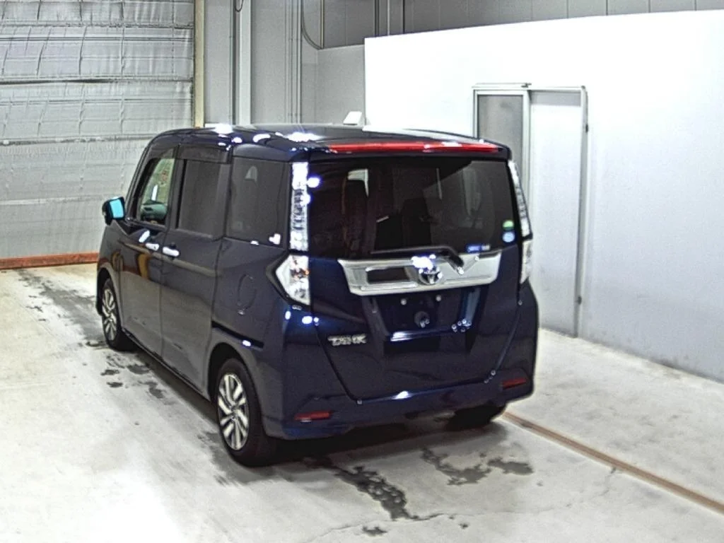 Toyota Tank M900A 2019