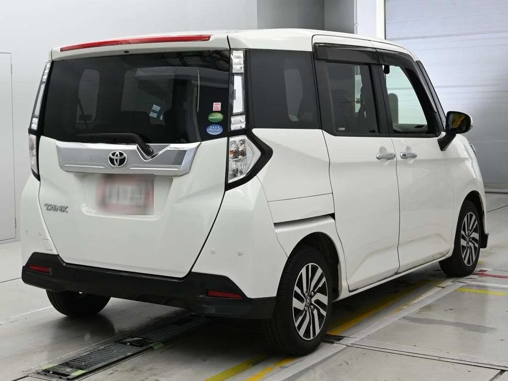 Toyota Tank M900A 2019