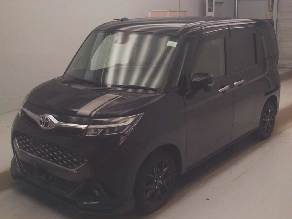 Toyota Tank M900A 2018