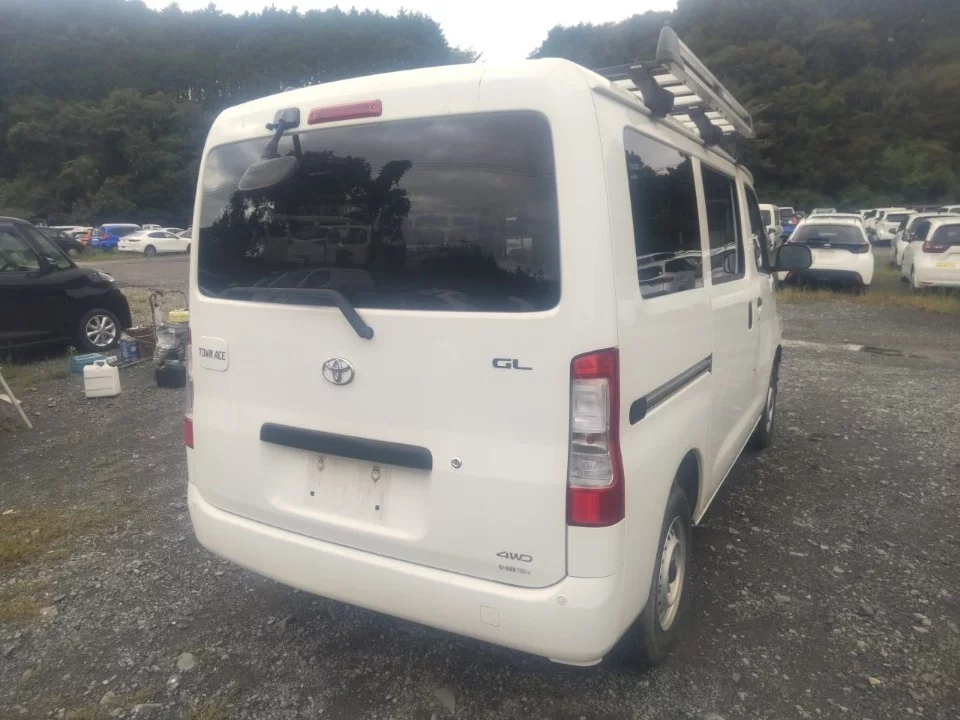 Toyota TownAce S413M 2021