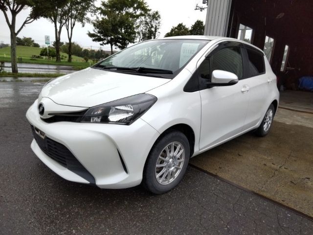 1182 Toyota Vitz KSP130 2016 г. (LUM Hokkaido Nyusatsu)