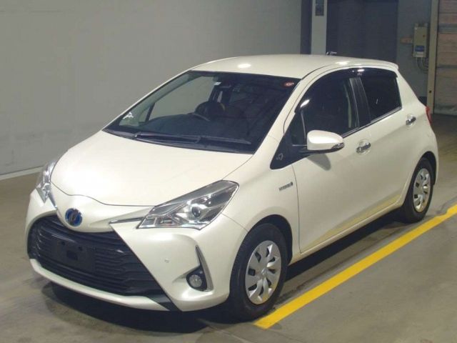 12595 Toyota Vitz NHP130 2019 г. (TAA Yokohama)