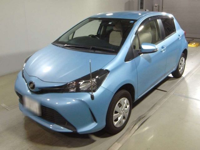 157 Toyota Vitz NSP135 2015 г. (TAA Tohoku)