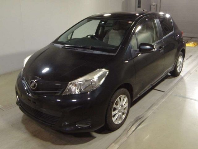 212 Toyota Vitz KSP130 2014 г. (TAA Tohoku)