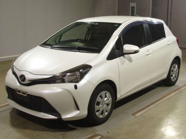 2141 Toyota Vitz NSP130 2014 г. (TAA Hyogo)