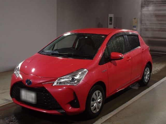 2393 Toyota Vitz NHP130 2017 г. (TAA Chubu)