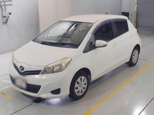 30331 Toyota Vitz KSP130 2013 г. (CAA Chubu)