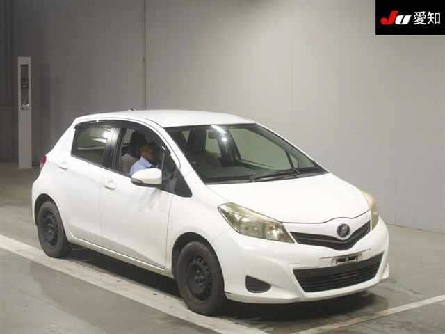 30454 Toyota Vitz KSP130 2012 г. (JU Aichi)