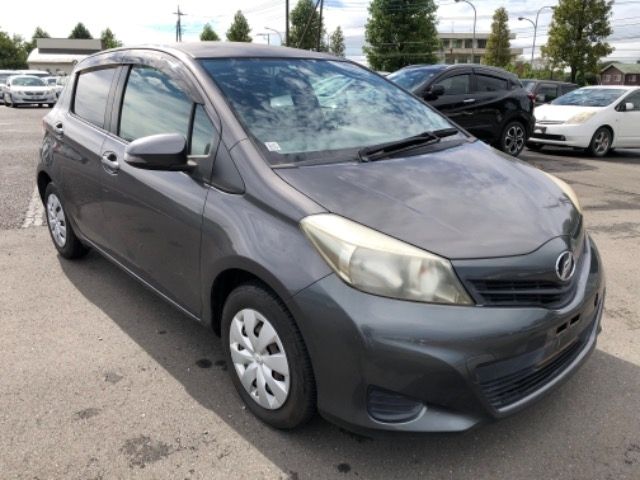 334 Toyota Vitz KSP130 2011 г. (ARAI Oyama)