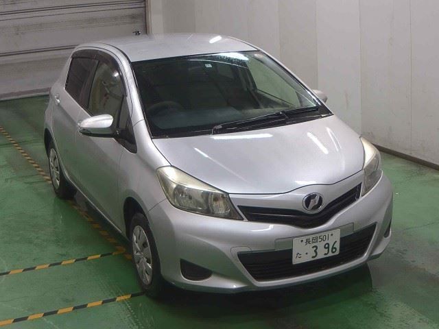 3597 Toyota Vitz NSP135 2012 г. (JU Niigata)