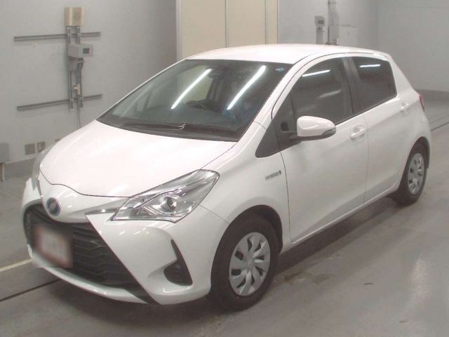 40102 Toyota Vitz NHP130 2020 г. (CAA Tokyo)