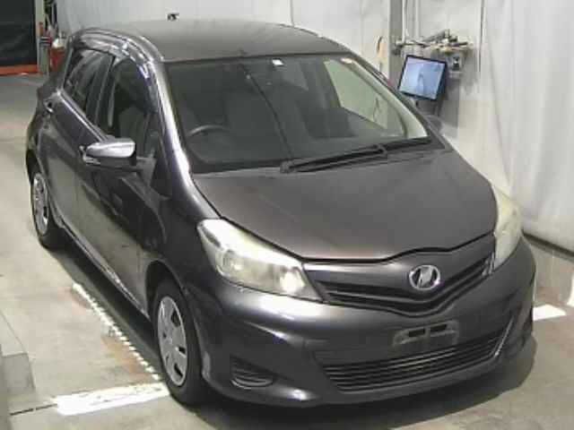 4057 Toyota Vitz KSP130 2012 г. (JU Nagano)