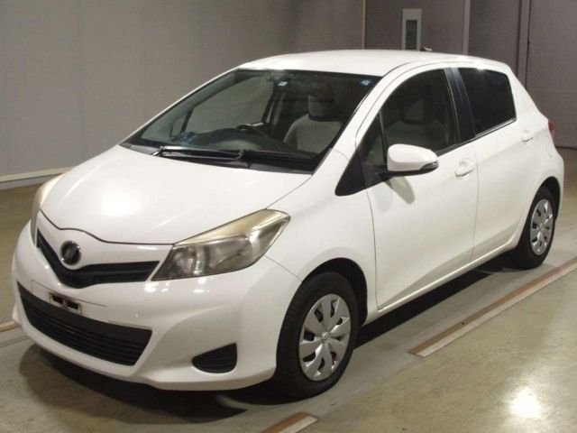 4057 Toyota Vitz NSP130 2012 г. (TAA Hyogo)