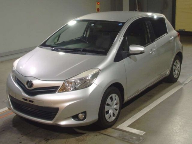 4104 Toyota Vitz KSP130 2013 г. (TAA Hiroshima)