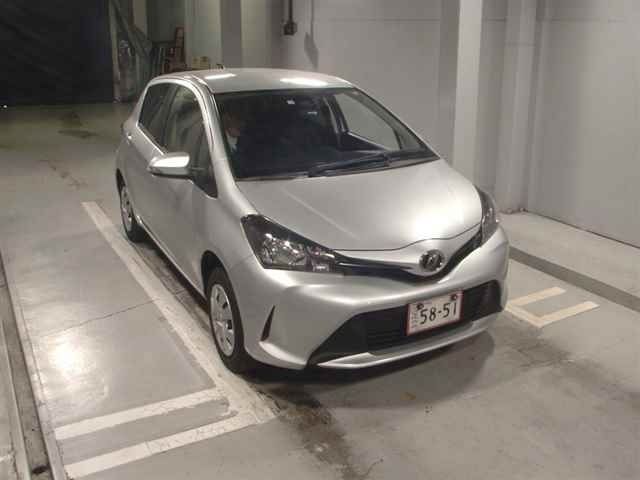 42 Toyota Vitz NSP135 2017 г. (JU Tokyo)