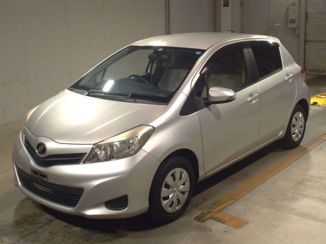 4558 Toyota Vitz KSP130 2013 г. (TAA Kyushu)