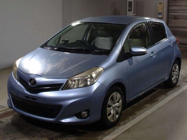 4573 Toyota Vitz NCP131 2012 г. (TAA Chubu)