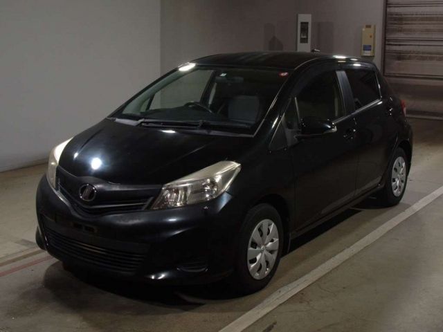 4794 Toyota Vitz NSP130 2013 г. (TAA Chubu)