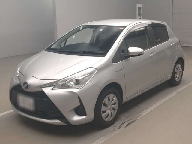 50099 Toyota Vitz NHP130 2018 г. (TAA Kantou)