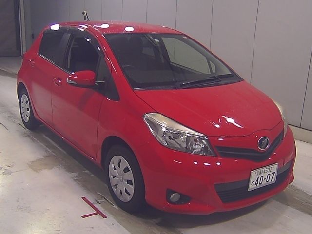 55248 Toyota Vitz NSP130 2014 г. (Honda Nagoya)