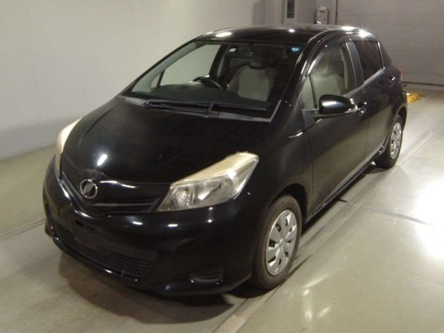 6016 Toyota Vitz NSP130 2012 г. (TAA Tohoku)