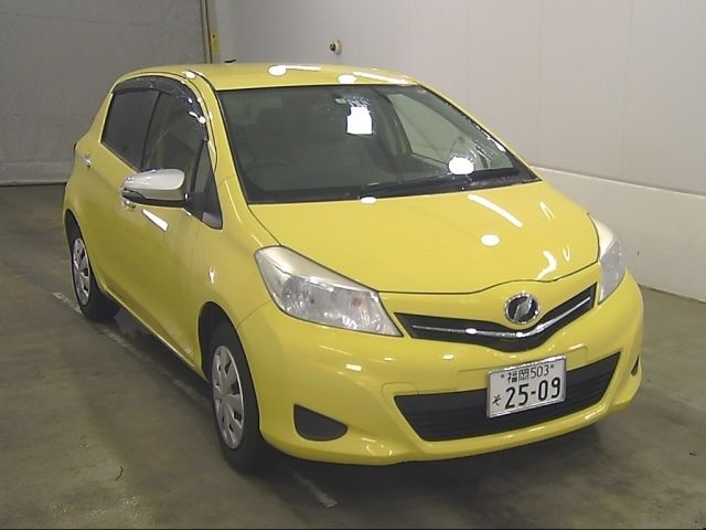 60230 Toyota Vitz KSP130 2013 г. (Honda Kyushu)