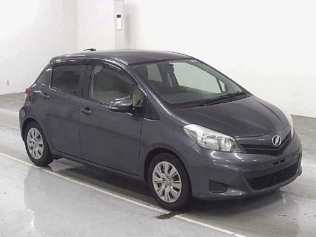 6033 Toyota Vitz NSP130 2011 г. (JU Hiroshima)