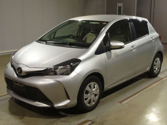 7002 Toyota Vitz NSP130 2014 г. (TAA Hyogo)