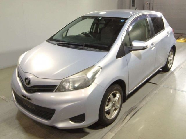 7145 Toyota Vitz KSP130 2012 г. (TAA Tohoku)