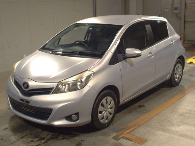 7511 Toyota Vitz NSP130 2012 г. (TAA Kyushu)