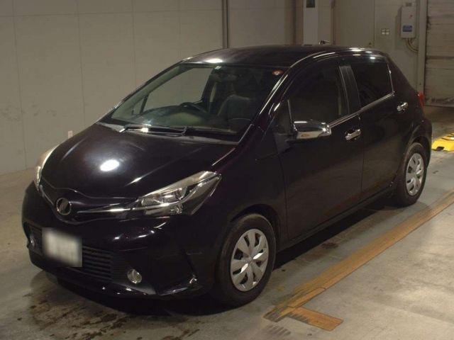 7516 Toyota Vitz NSP130 2014 г. (TAA Kyushu)