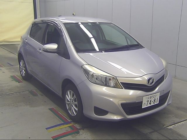 80208 Toyota Vitz KSP130 2013 г. (Honda Kansai)