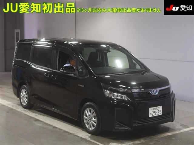 3148 Toyota Voxy ZWR80G 2018 г. (JU Aichi)